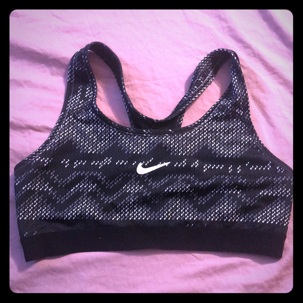 Nike black and white sports bra